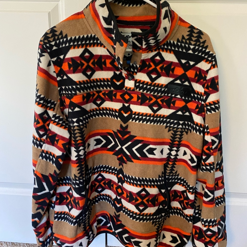 Kavu large pull over fleece